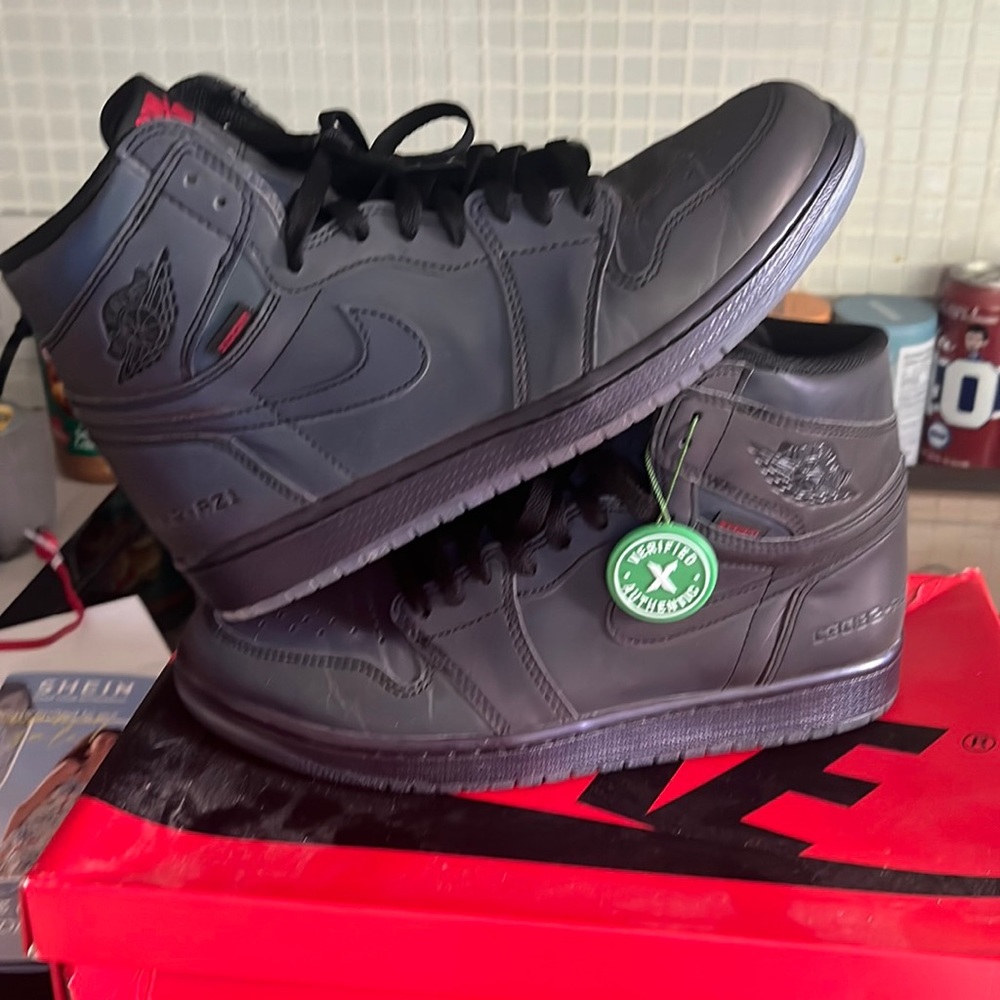 JORDAN 1 Retro High zoom Fearless